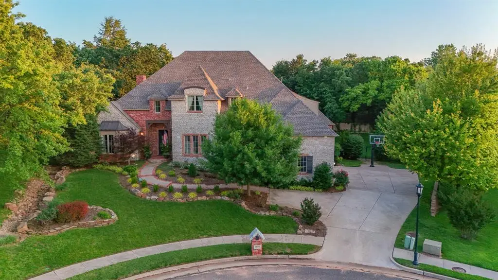 3604 Hunters Creek Road, Edmond, OK 73003 - #1