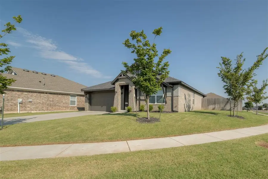 601 Blue Fish Road, Norman, OK 73069 - Image #3