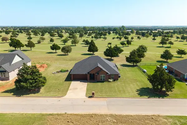 1920 Fairway Drive, Guthrie, OK 73044