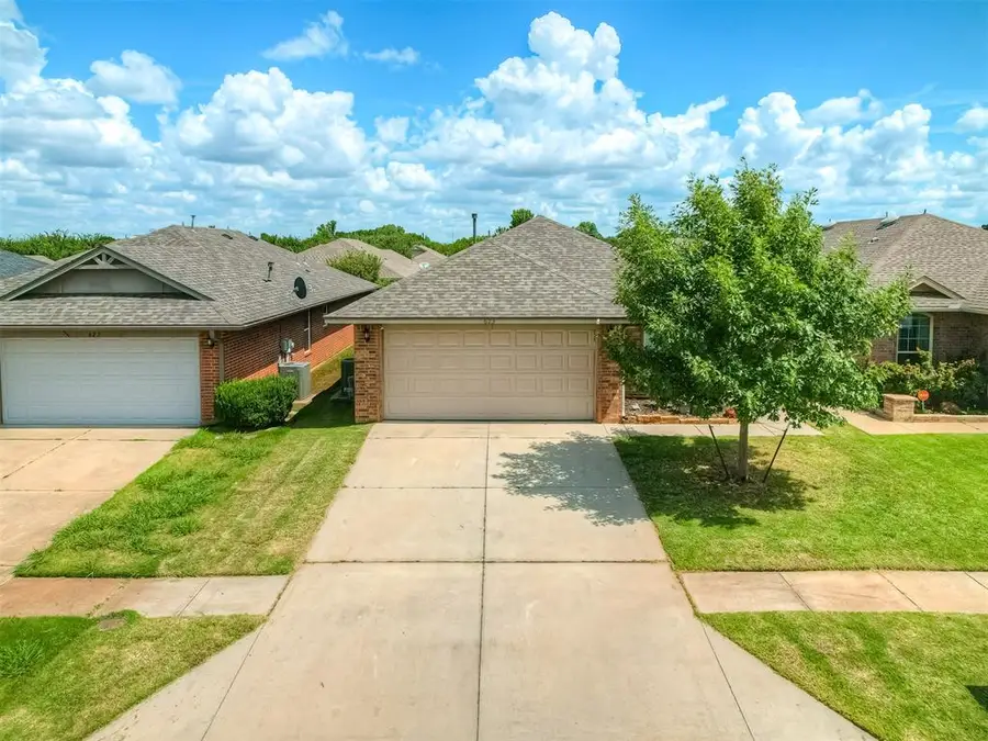 623 SW 37th Street, Moore, OK 73160 - Image #2