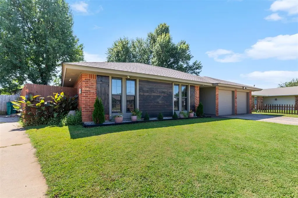 10210 Exter Avenue, Yukon, OK 73099 - Image #1