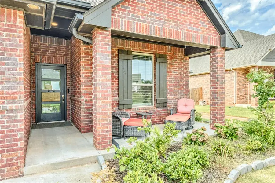 19917 Rambling Creek Drive, Edmond, OK 73012 - Image #3