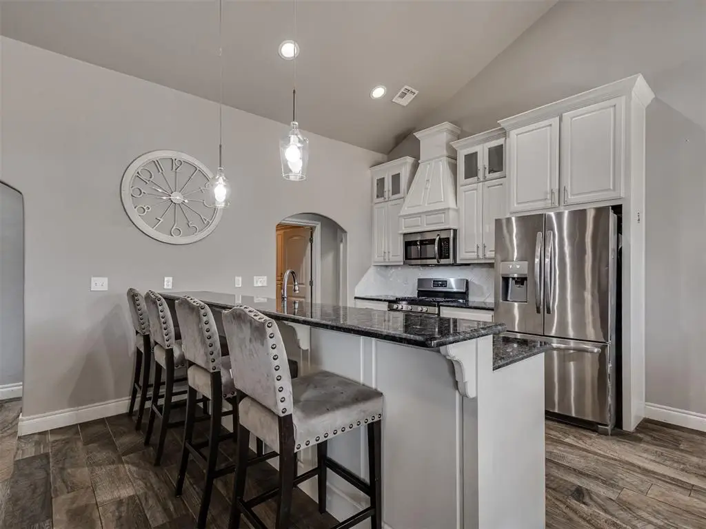 15243 Red Stone Road, Choctaw, OK 73020 - Image #1