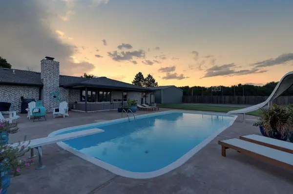 11268 N 1975 Road, Elk City, OK 73644