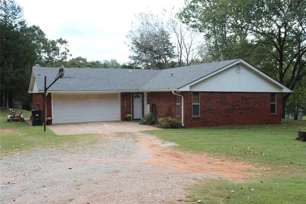 900690 S Oak Ridge Drive, Chandler, OK 74834 - Image #1