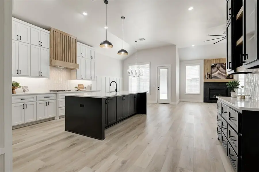 7112 NW 154th Street, Edmond, OK 73013 - Image #3