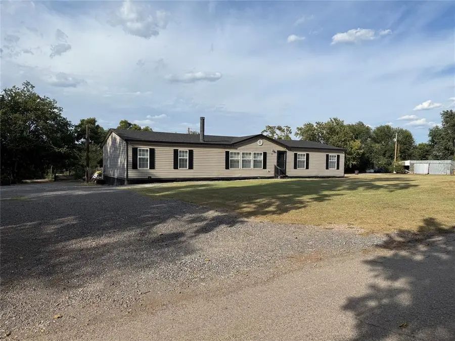 211 W Birch Street, Carnegie, OK 73015 - Image #3