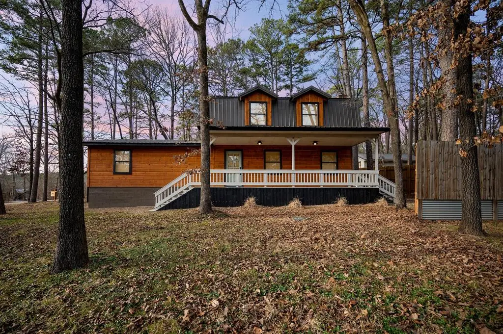 655 Chinook Road, Broken Bow, OK 74728 - Image #1