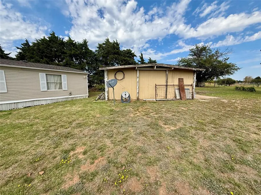 15677 S County Road 2074, Blair, OK 73526 - Image #2