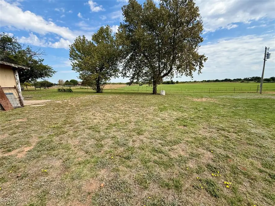 15677 S County Road 2074, Blair, OK 73526 - Image #3