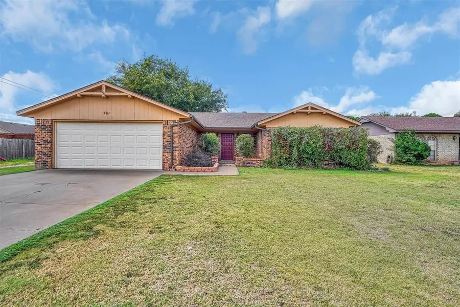 701 Hayes St Street, Altus, OK 73521 - Image #2