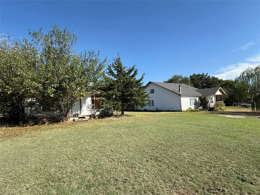 510 N Jackson Avenue, Elk City, OK 73644 - Image #2