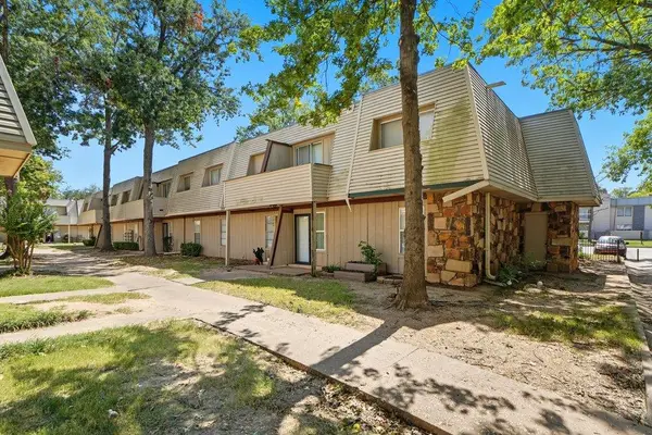 6612 S Zunis Avenue #102, Tulsa, OK 74136