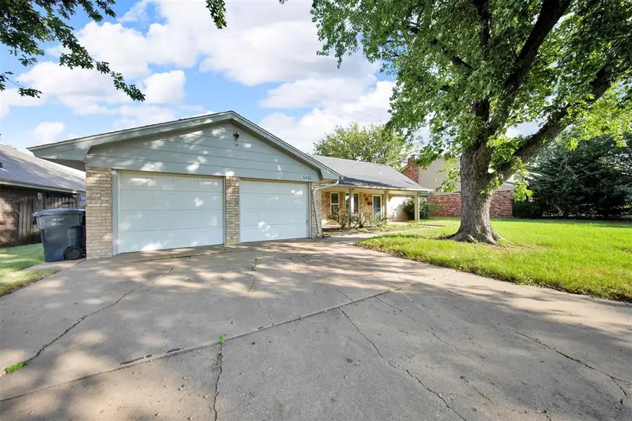 5621 NW 83rd Street, Oklahoma City, OK 73132 - Image #2