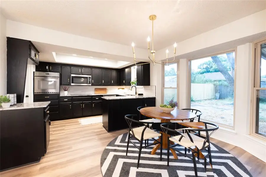 804 Royal Lane, Yukon, OK 73099 - Image #2