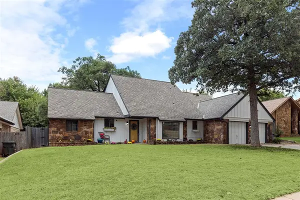 2401 Brookdale Avenue, Edmond, OK 73034