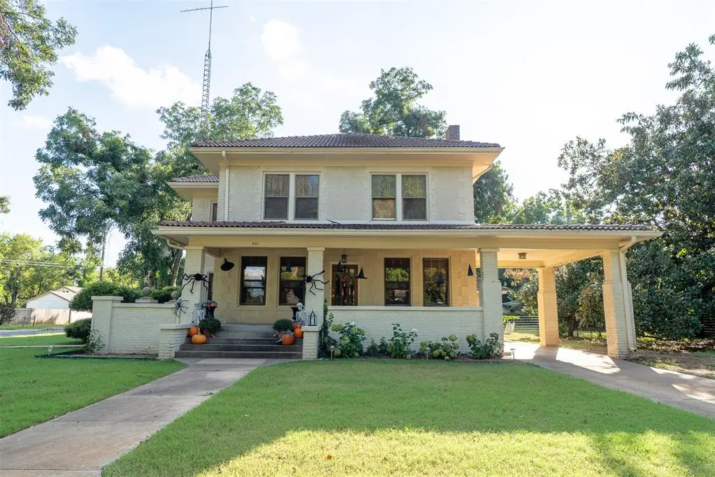 601 N N Walnut Street, Pauls Valley, OK 73075 - Image #1