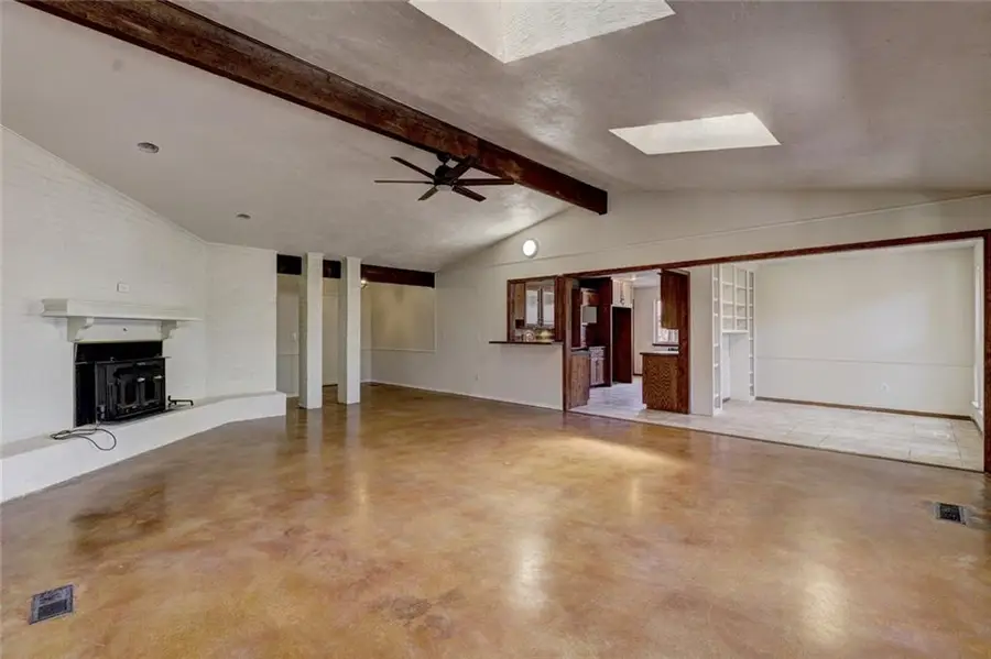 1008 E 11th Street, Edmond, OK 73034 - Image #2