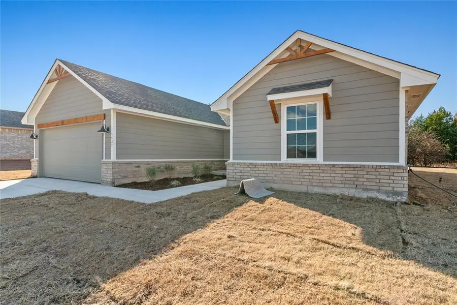 4632 Lincoln Landing, Harrah, OK 73045 - Image #2