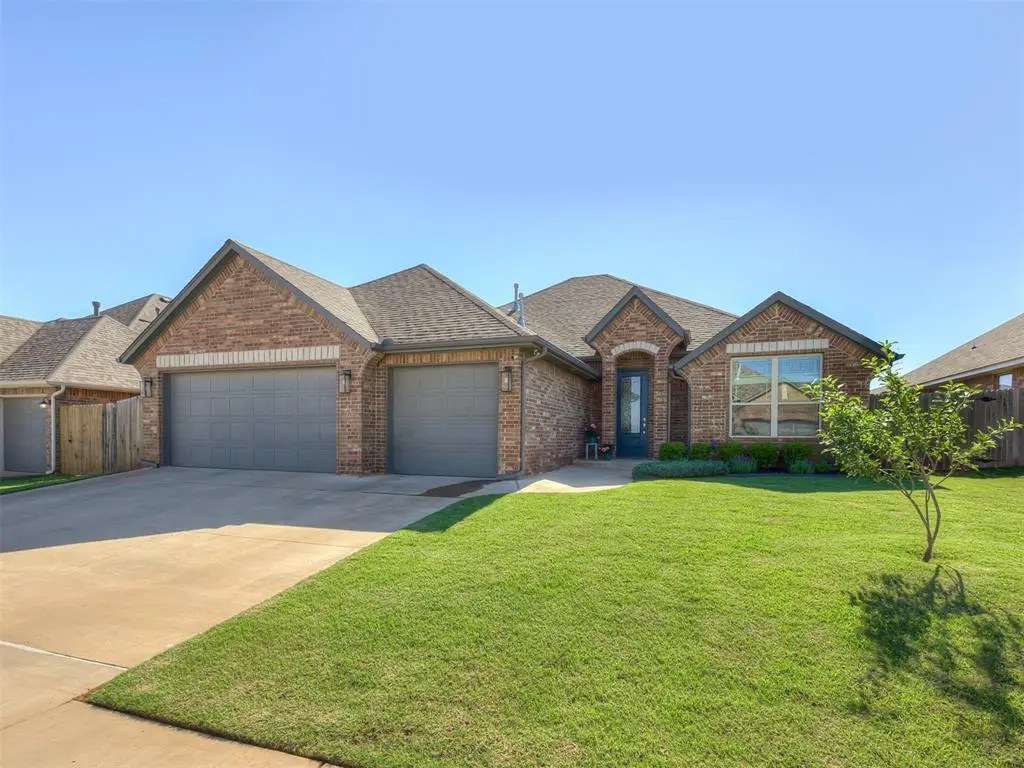 4216 Silver Maple Way, Oklahoma City, OK 73179 - Image #1
