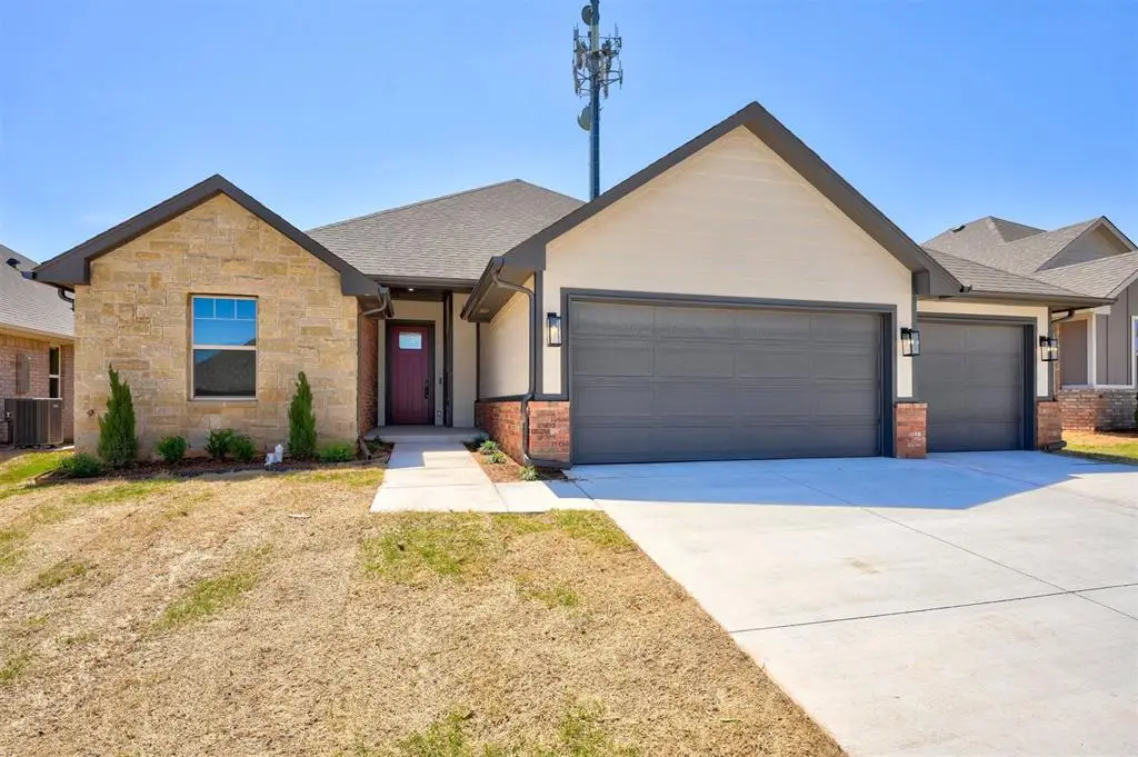 3014 Hollow Crest Lane, Norman, OK 73071 - Image #1