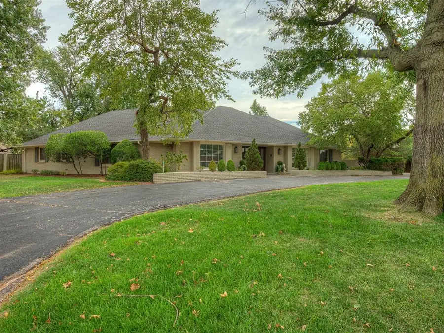 8622 Waverly Avenue, Oklahoma City, OK 73120 - Image #2