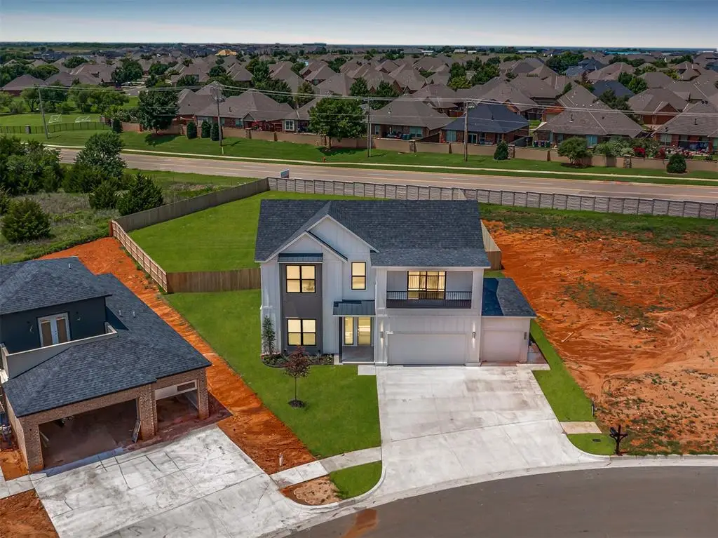 15501 Bergman Circle, Edmond, OK 73013 - Image #1