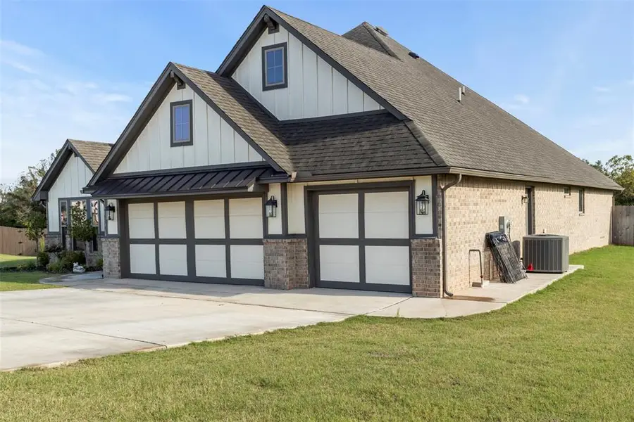 1093 Wild Rye Court, Blanchard, OK 73010 - Image #2