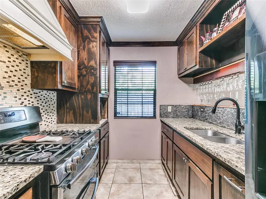 1628 NW 8th Street, Oklahoma City, OK 73106 - Image #2