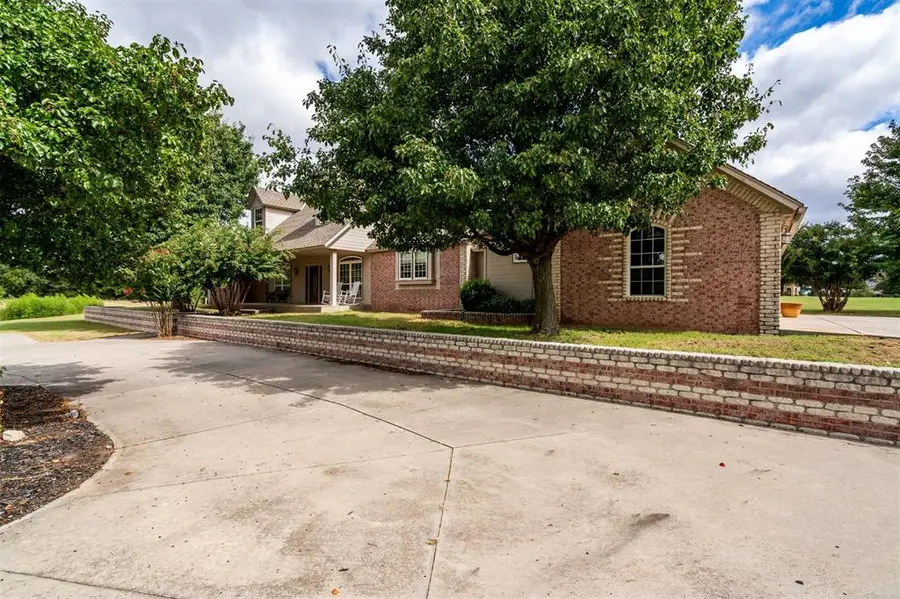 725 Pleasant Drive, Oklahoma City, OK 73170 - Image #3