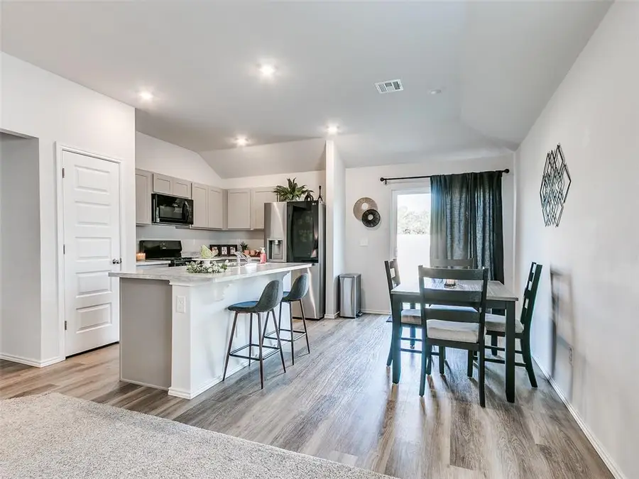 11701 Annette Drive, Yukon, OK 73099 - Image #3