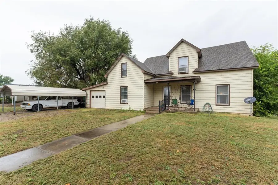 319 E Main Street, Calumet, OK 73014 - Image #3