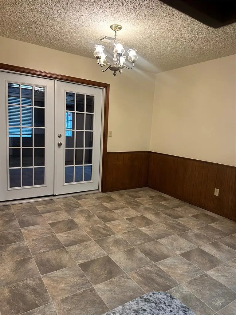 316 N Jan Drive, Stratford, OK 74872 - Image #3