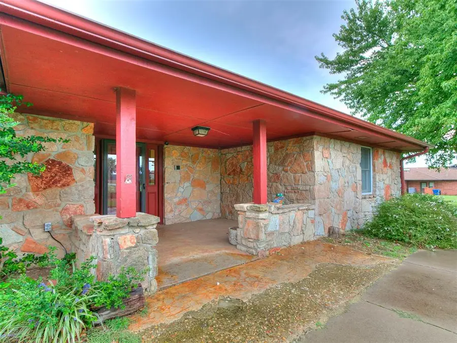1905 W Elm Street, El Reno, OK 73036 - Image #2