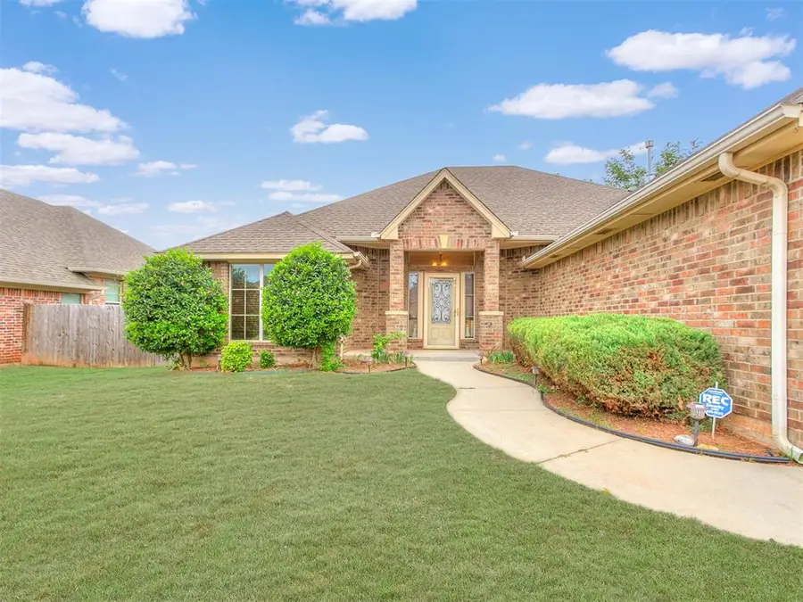 701 S Patterson Drive, Moore, OK 73160 - Image #2