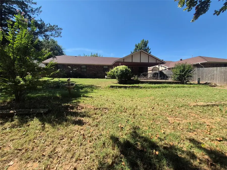 2328 Celina Drive, Midwest City, OK 73130 - Image #2