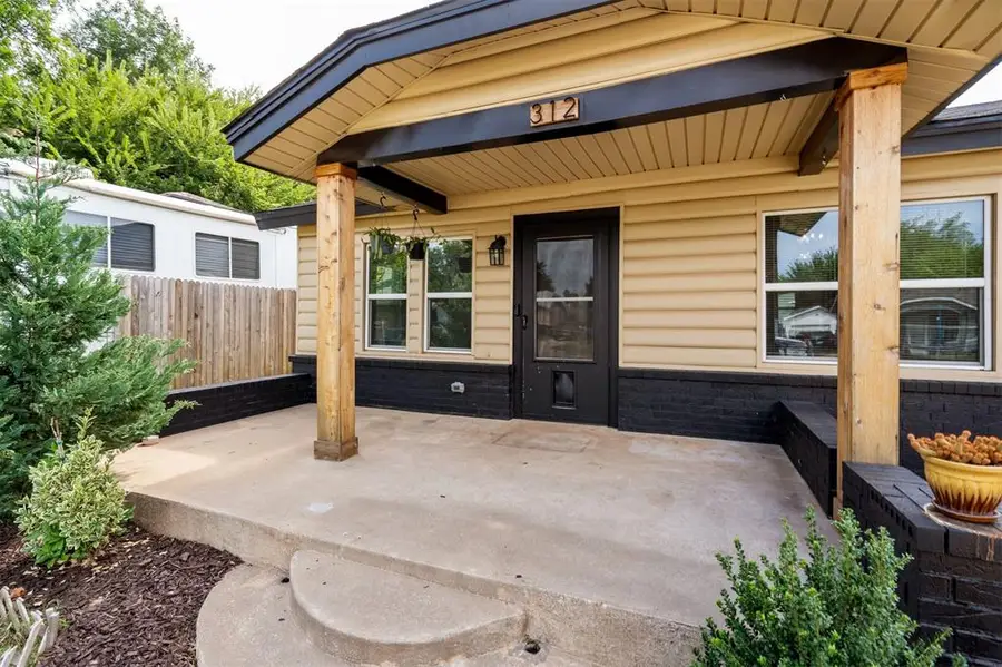 312 SE 40th Street, Oklahoma City, OK 73129 - Image #2