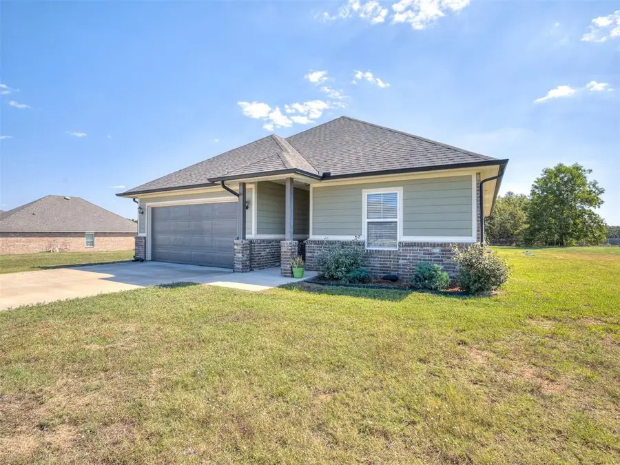 29261 Spur Circle, McLoud, OK 74851 - Image #2