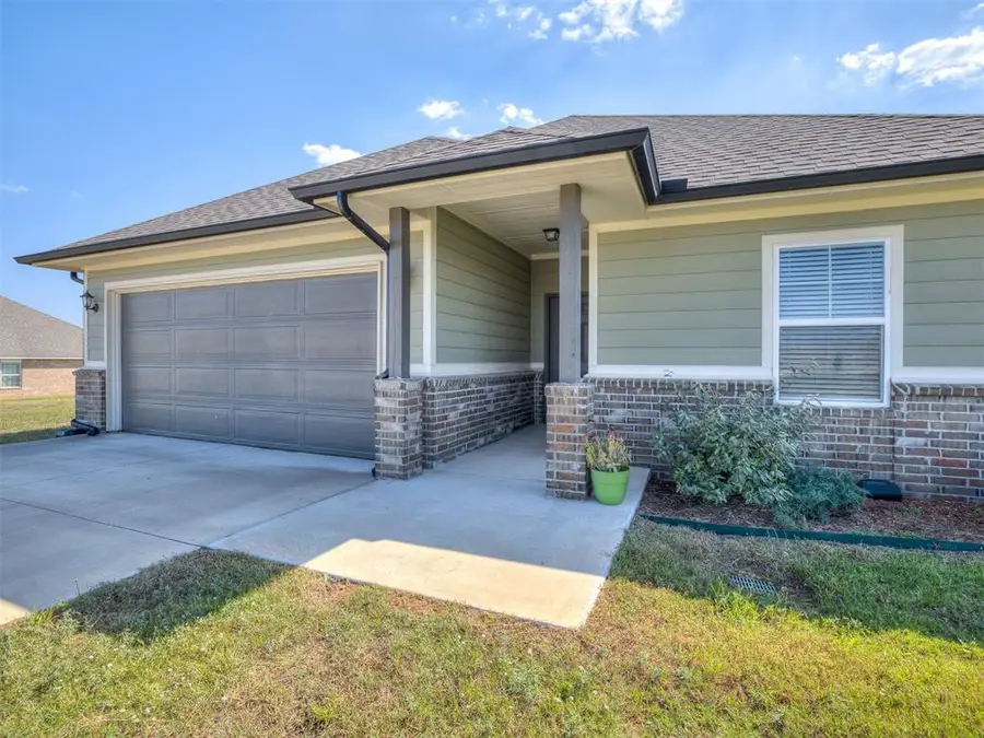 29261 Spur Circle, McLoud, OK 74851 - Image #3