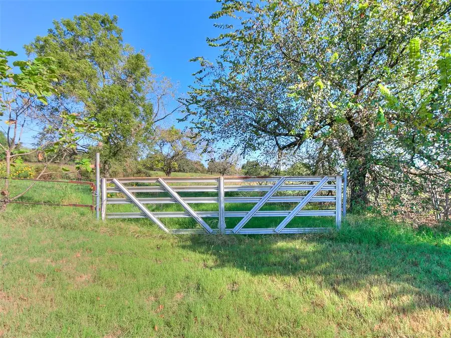 7801 E Indian Hills Road, Norman, OK 73026 - Image #3