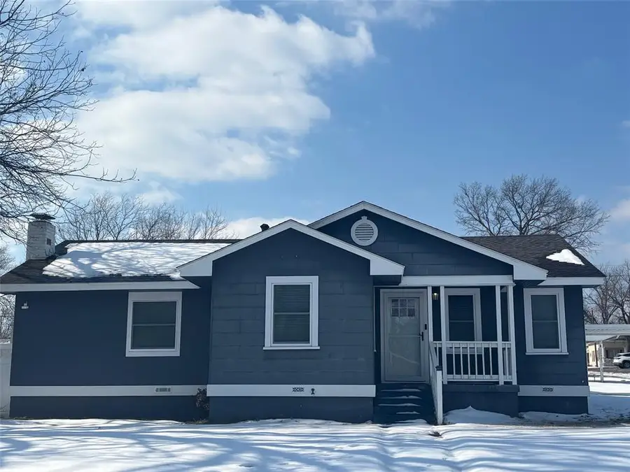 201 S 5th Street, Okemah, OK 74859 - Image #2