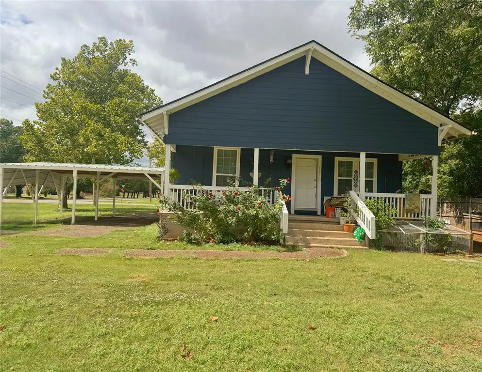 611 SW 6th Street, Lindsay, OK 73052 - Image #1