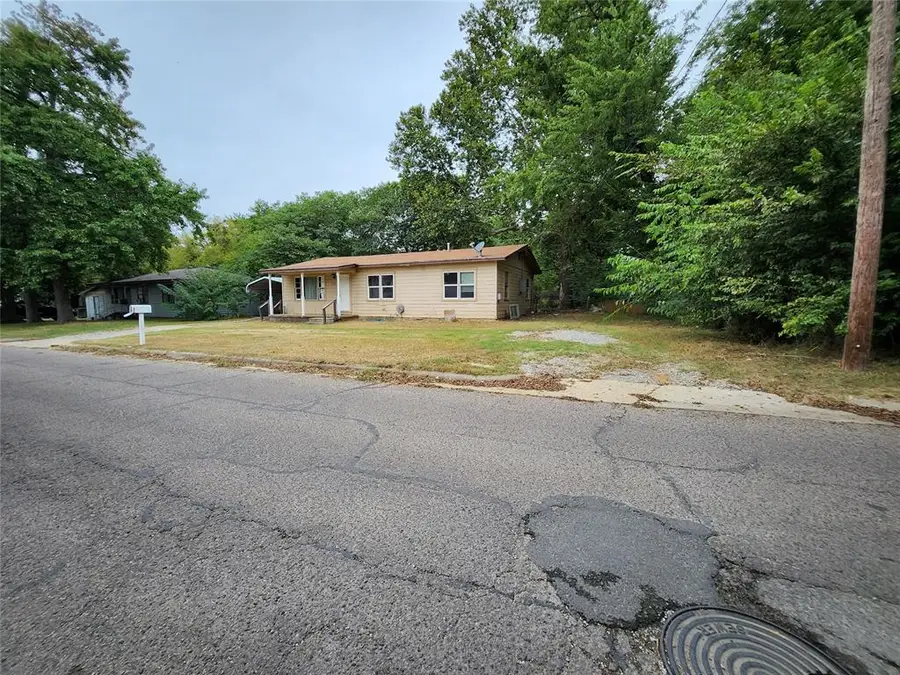 1822 W Elm Street, Durant, OK 74701 - Image #2