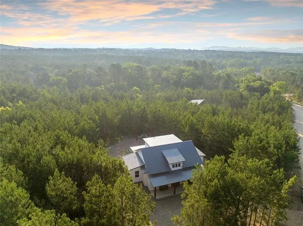 140 S Spruce Trail, Broken Bow, OK 74728 - Image #1