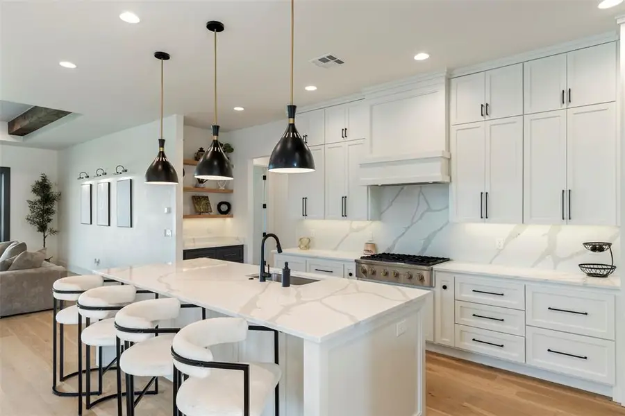 2109 Wiregrass Drive, Edmond, OK 73025 - Image #3