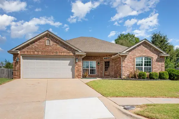 531 W Shadow Ridge Way, Mustang, OK 73064