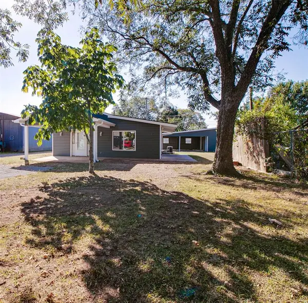 504 S First Avenue, Stroud, OK 74079