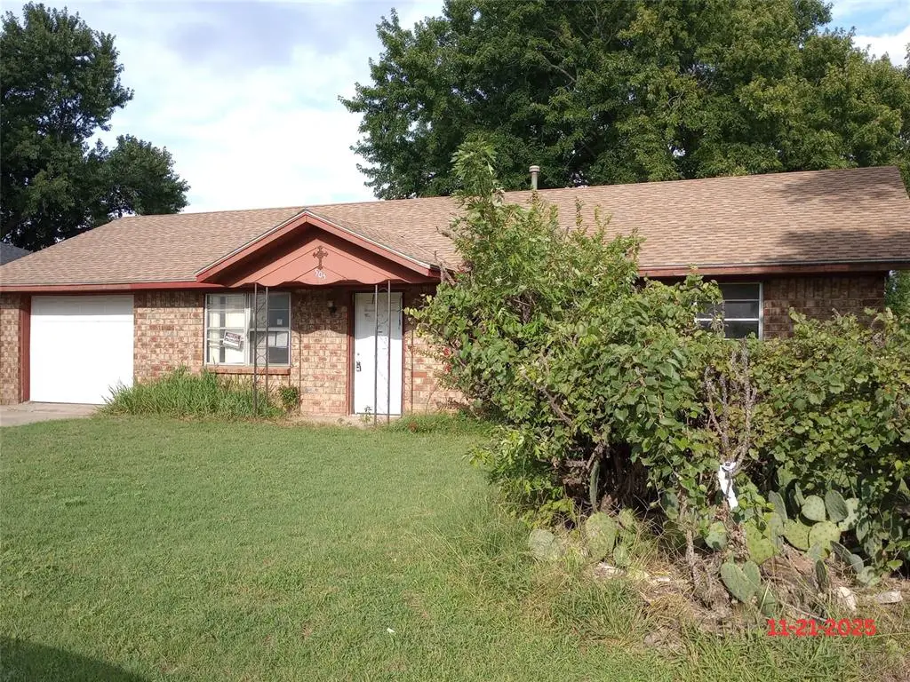 505 S Weigle Street, Watonga, OK 73772 - Image #1