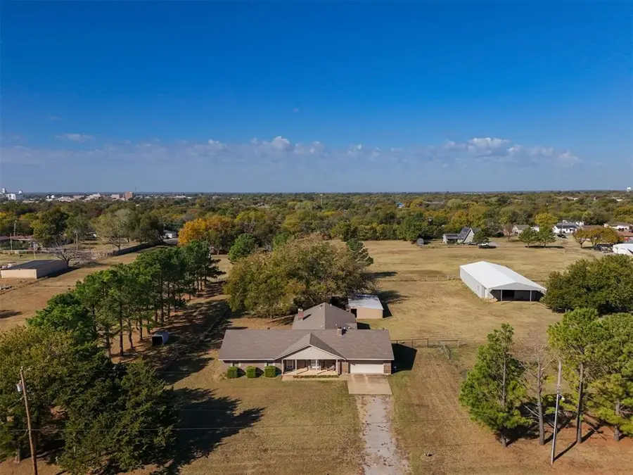 648 N Cleveland Avenue, Shawnee, OK 74801 - Image #2