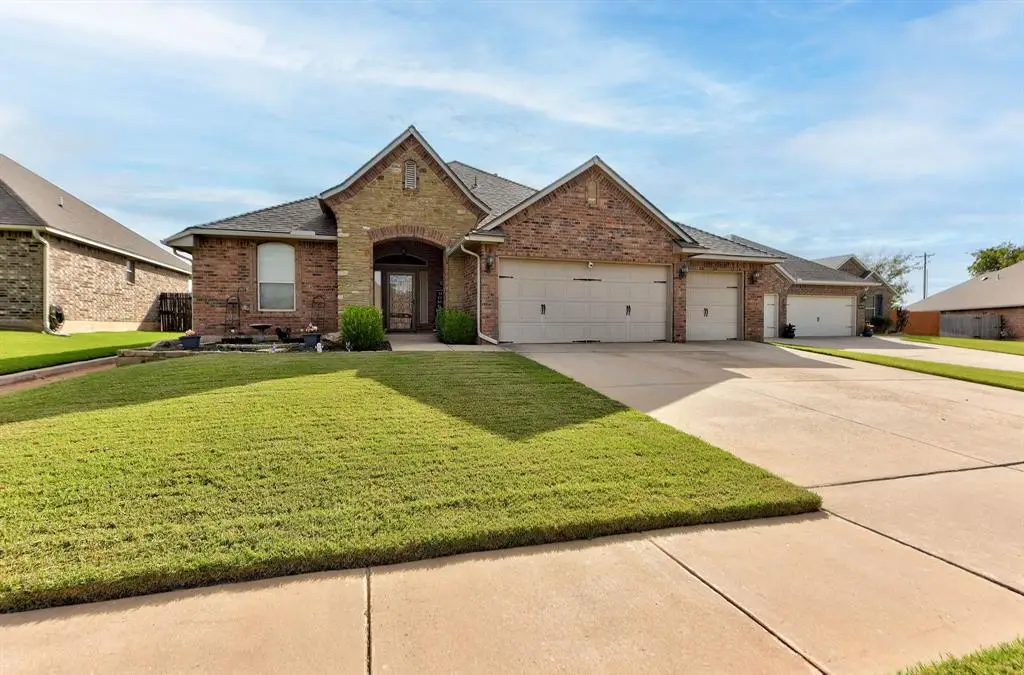 1336 Brice Drive, Moore, OK 73160 - Image #1